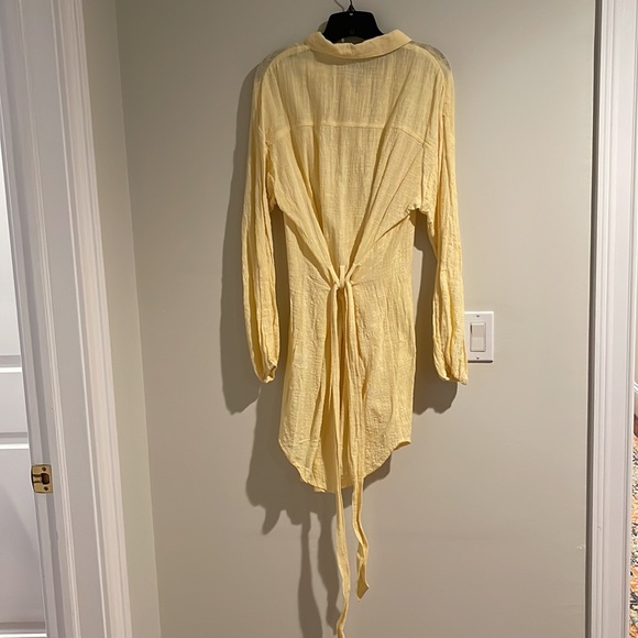 NWT Sabo Shirt Dress.  Small. Pale yellow with a tie in the back. - Picture 2 of 12